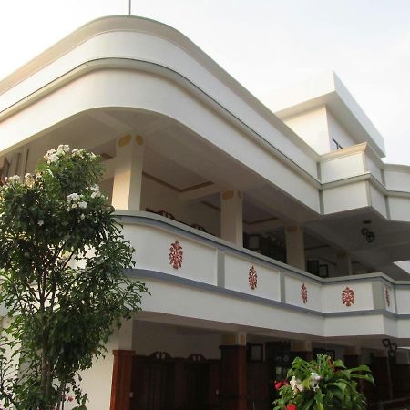 Seawin Beach Resort Varkala Extérieur photo